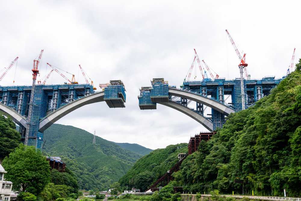 1-4. 橋梁鳶